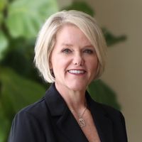 Stephanie Sanker, CCIM, SIOR