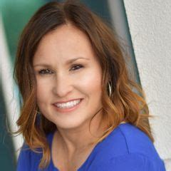 Dawna L Ruiz