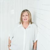 Debby V Dorris