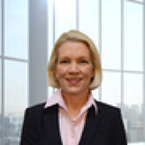 Leslie M Fellabom