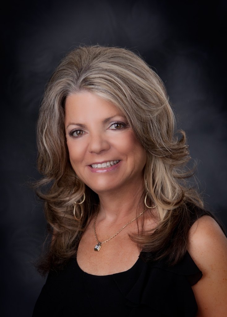 Belinda L Tucker