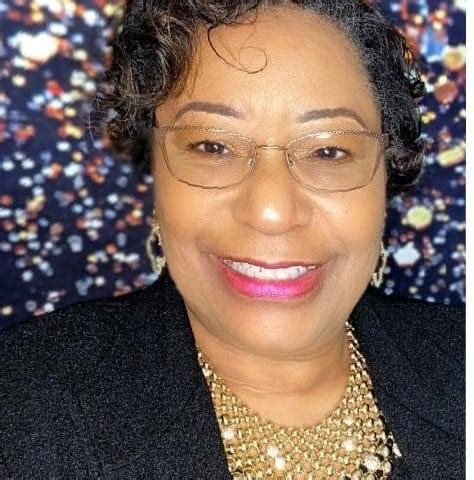 Shelia R Williams