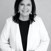 Debbie Farah