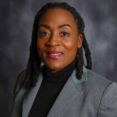 DESHONDRA L BROWN
