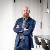 Tim Warlow
