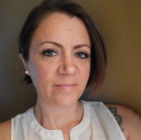 SHANNON R MURRAY