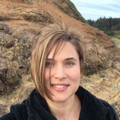 Ashley D Weakley