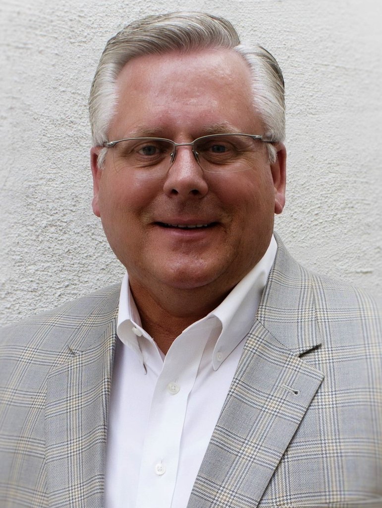Allen R Willis