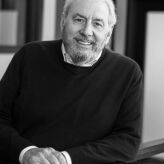 Robert Thomas