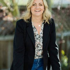 AMANDA SHONE