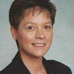 MAGDALENA CZECH