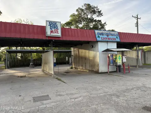 Four-Bay Self-Service Car Wash