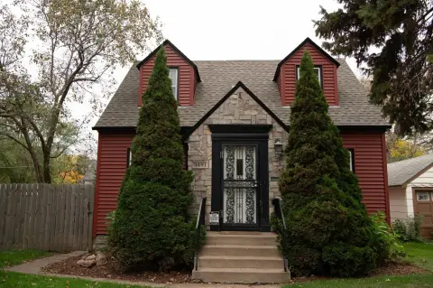 Duplex with Private Balcony