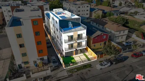 New-Construction Duplex with Rooftop Deck
