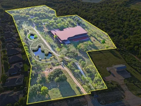 Commercial Land with Living Quarters