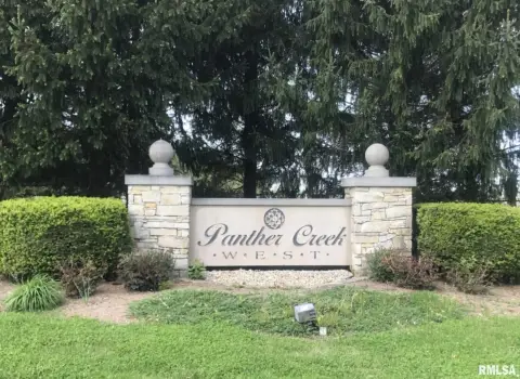 Residential Land in Springfield, IL