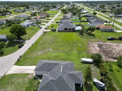 Residential Lot in Cape Coral