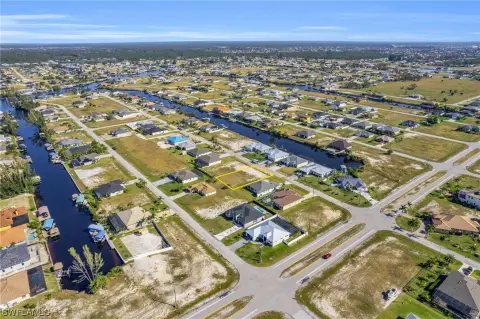Cape Coral Vacant Land Opportunity
