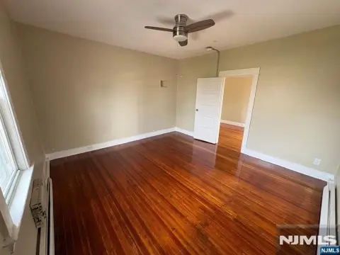 3-Unit Residential Triplex