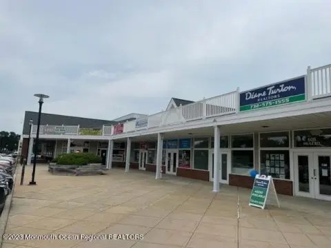 Multi-Tenant Office/Retail Complex