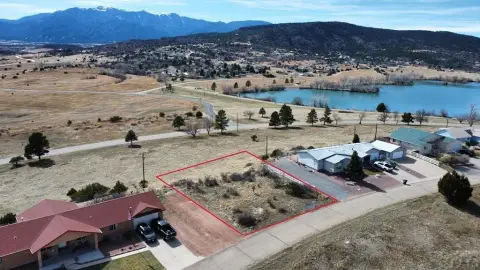 Land with Lake Beckwith Views