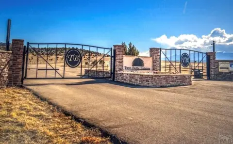 Colorado Land with Mountain Views