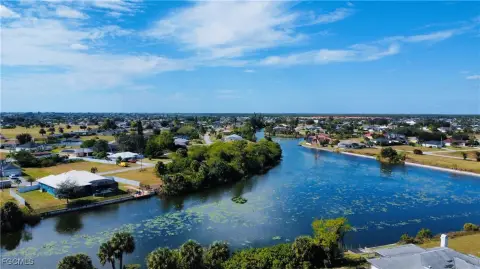 Cape Coral Lake Lot