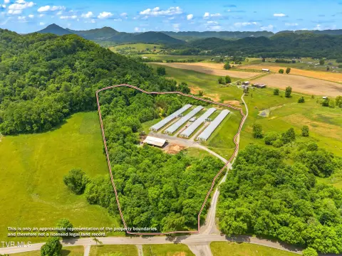 Turn-Key Poultry Farm with Four Houses