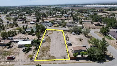 Residential Land in Socorro, TX