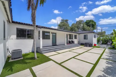 Income Duplex for Sale