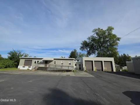 Flex Space with Drive-In Access