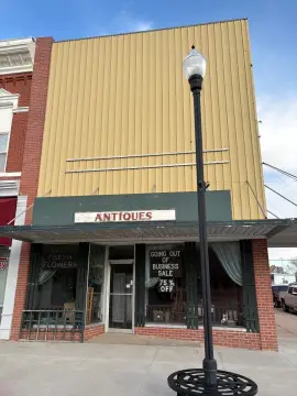 Commercial Building in Superior, Nebraska