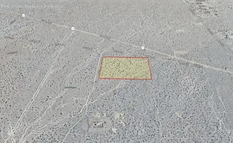 38.31 Acres in Llano, CA