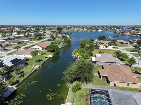 Waterfront Lot in Cape Coral