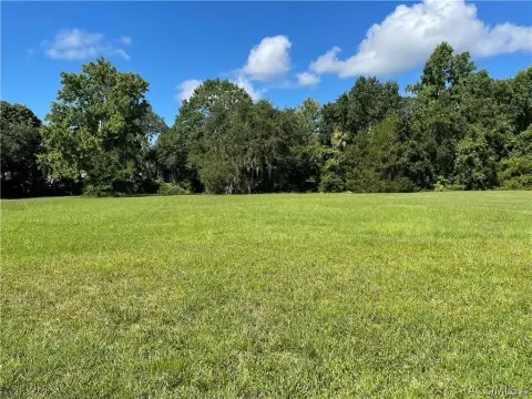 Homesite in Riverhaven Village