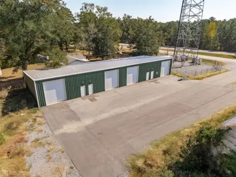 Versatile Commercial Spaces For Lease