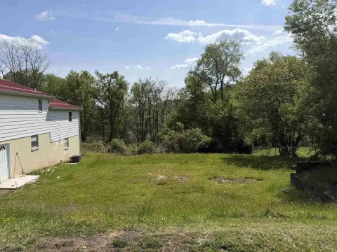 Residential Land in Bridgeport, WV