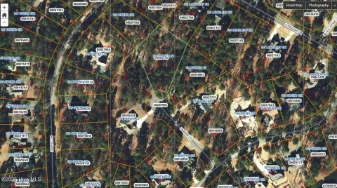 Residential Lot in Seven Lakes