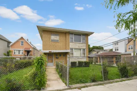 Bridgeport Two-Flat with Double Lot