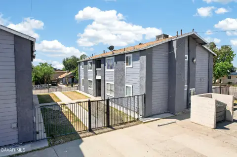 Bakersfield Fourplex with Updated Units