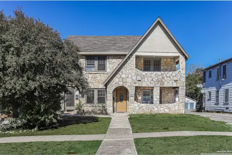 San Antonio Fourplex Near Downtown