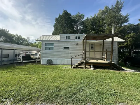Waterfront Land with Private Lake Access