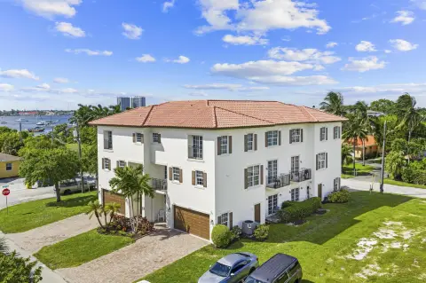 Singer Island Townhome-Style Units