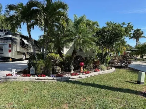 Waterfront Lot in RiverBend Resort