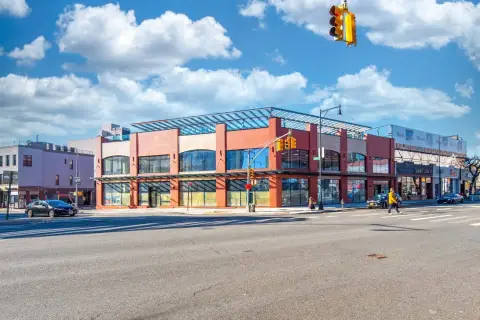 Prime Brooklyn Commercial Lease Opportunity