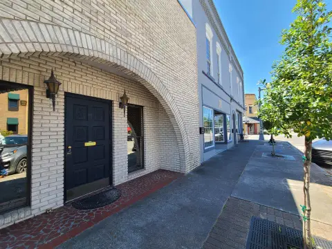 Downtown Perry Commercial Lease Available