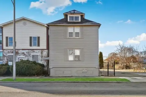 Rehabbed Two-Flat in Chicago Heights