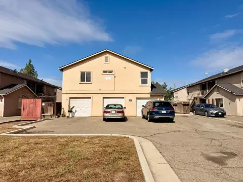 Triplex Investment Opportunity in Fresno