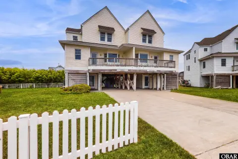 Two-Unit Coastal Duplex