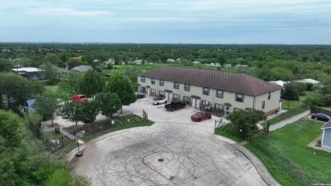 Eight-Unit Townhome-Style Apartment Building